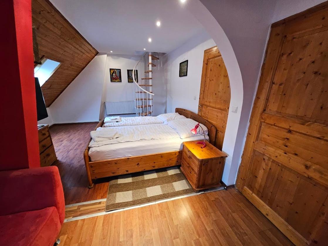 Pension Donaublick Grein 2 In Stifterstrasse 19A Esterno foto