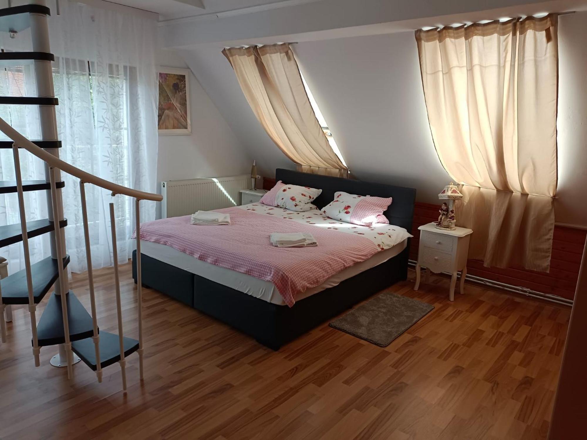 Pension Donaublick Grein 2 In Stifterstrasse 19A Esterno foto