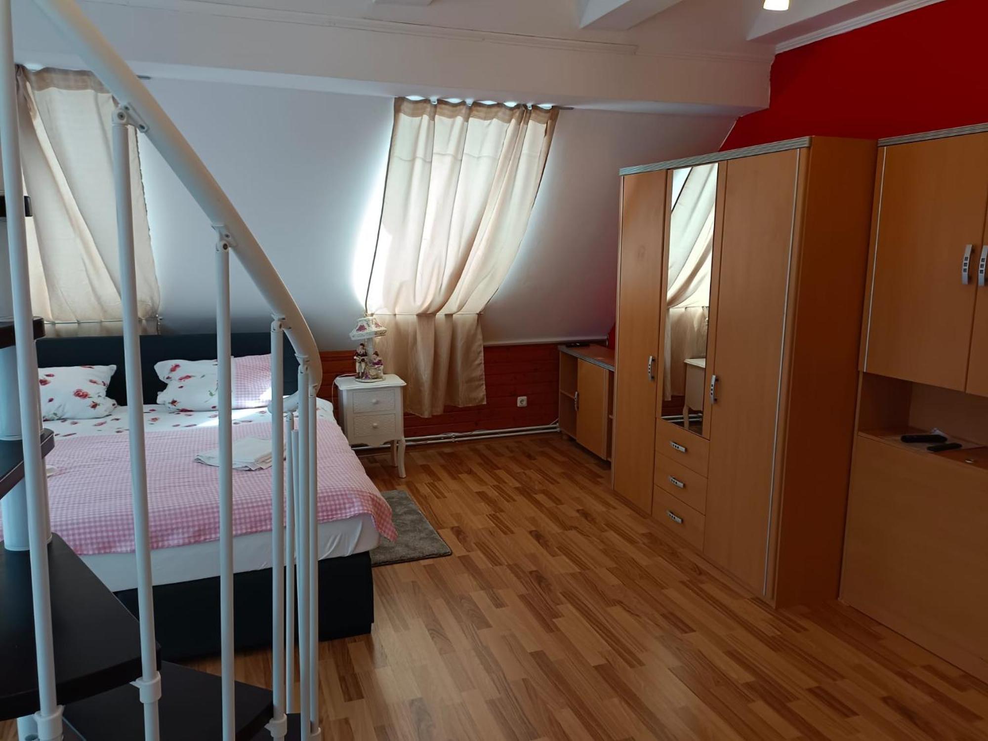 Pension Donaublick Grein 2 In Stifterstrasse 19A Esterno foto